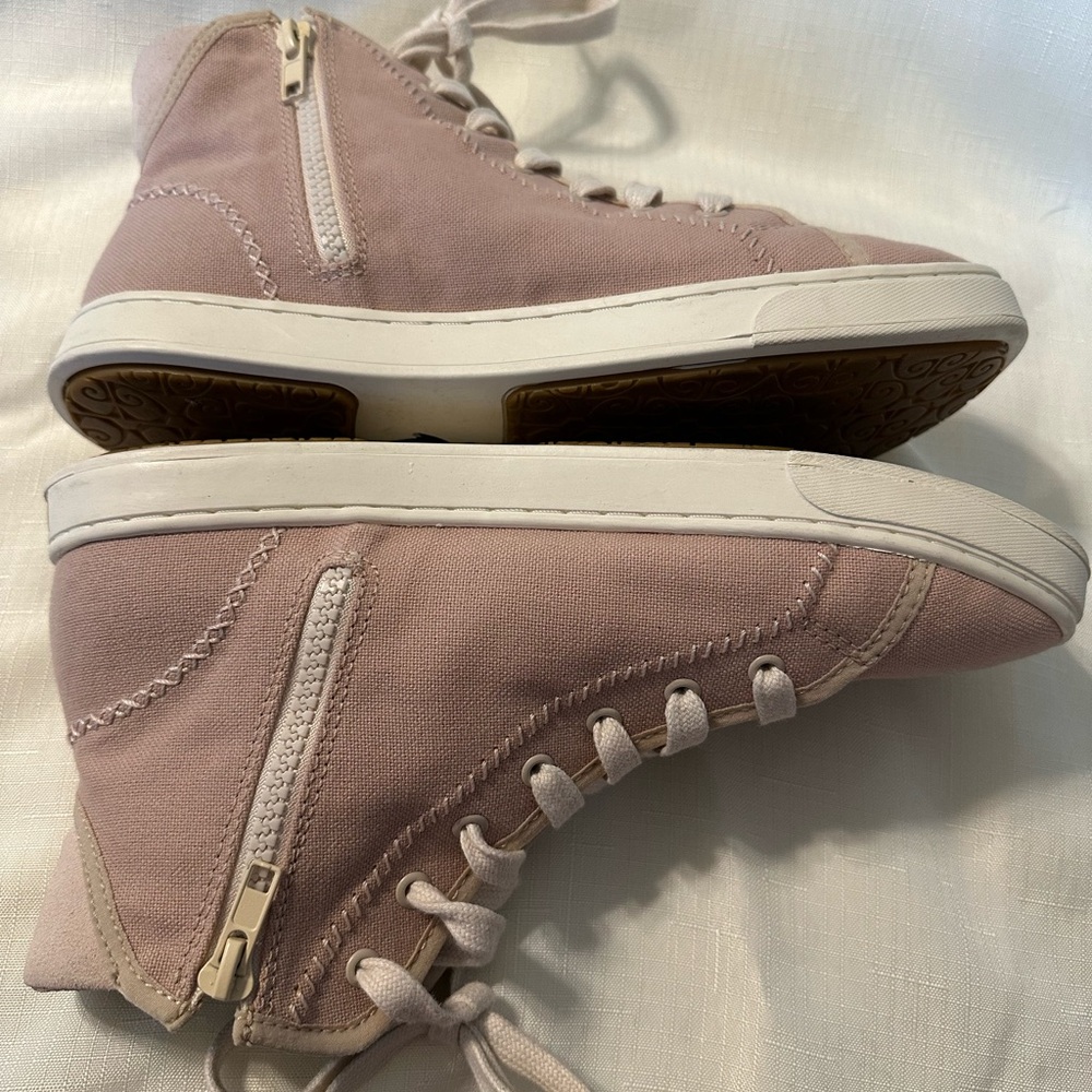OluKai Pulaski Pink High Tops Size 9 - Picture 6 of 10
